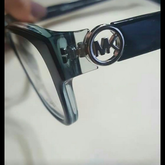 Michael Kors eyeglasses frame - Picture 6 of 8